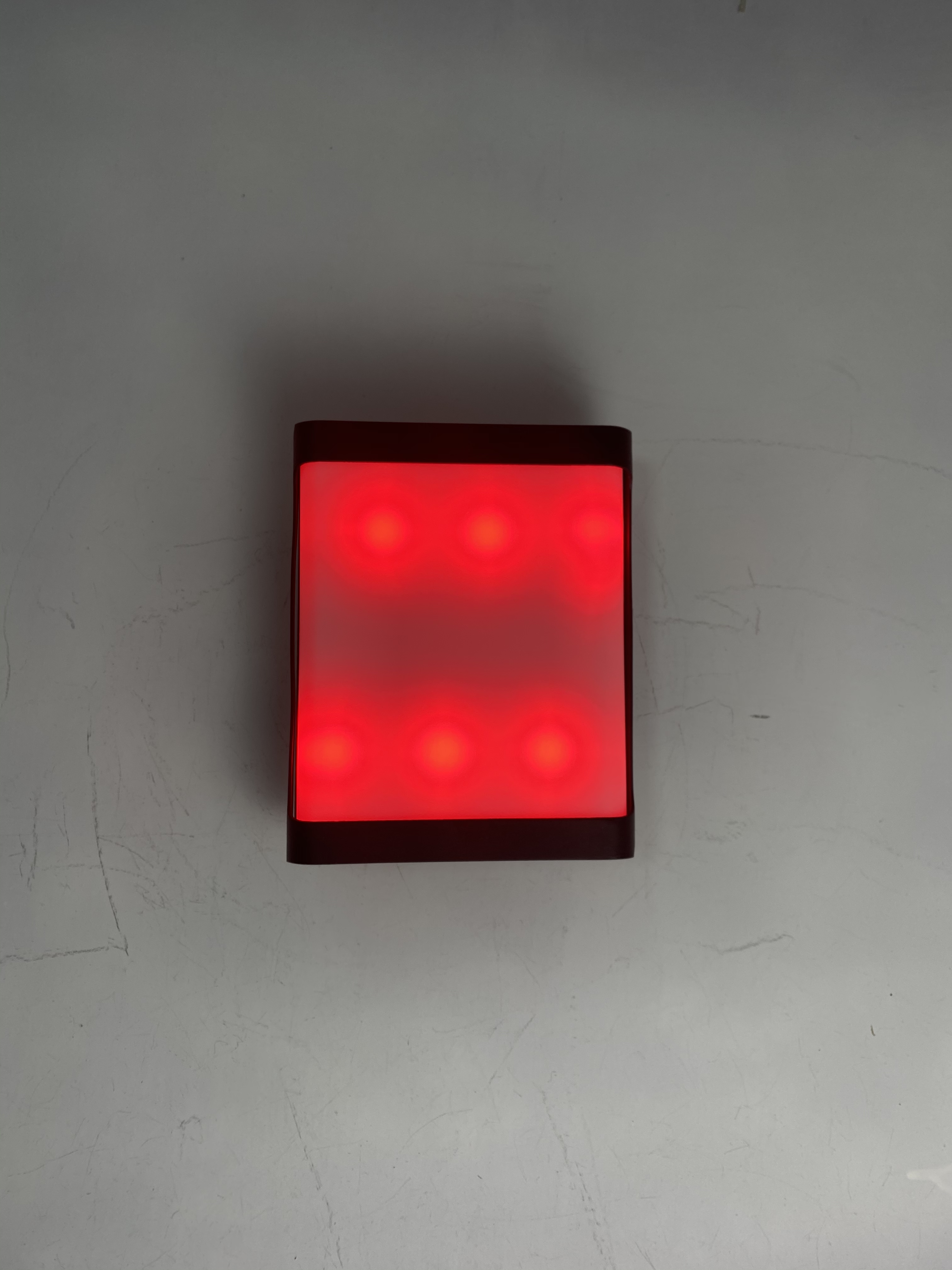 Lámpara de pared en forma de TV 
