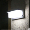 30W Super Bright Solar Lights 122led IP65 Lámpara solar interior impermeable para exteriores con cabeza ajustable Amplio ángulo de iluminación