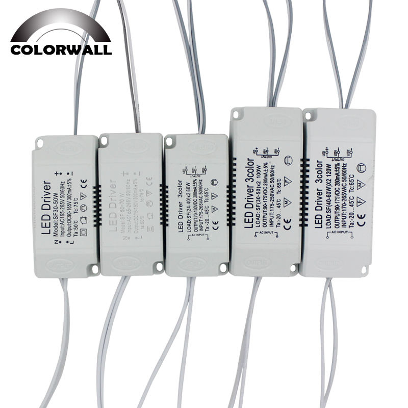 El adaptador de corriente del controlador LED de 8-120w para transformador no aislado AC220V El controlador LED tiene alta potencia y buena calidad.