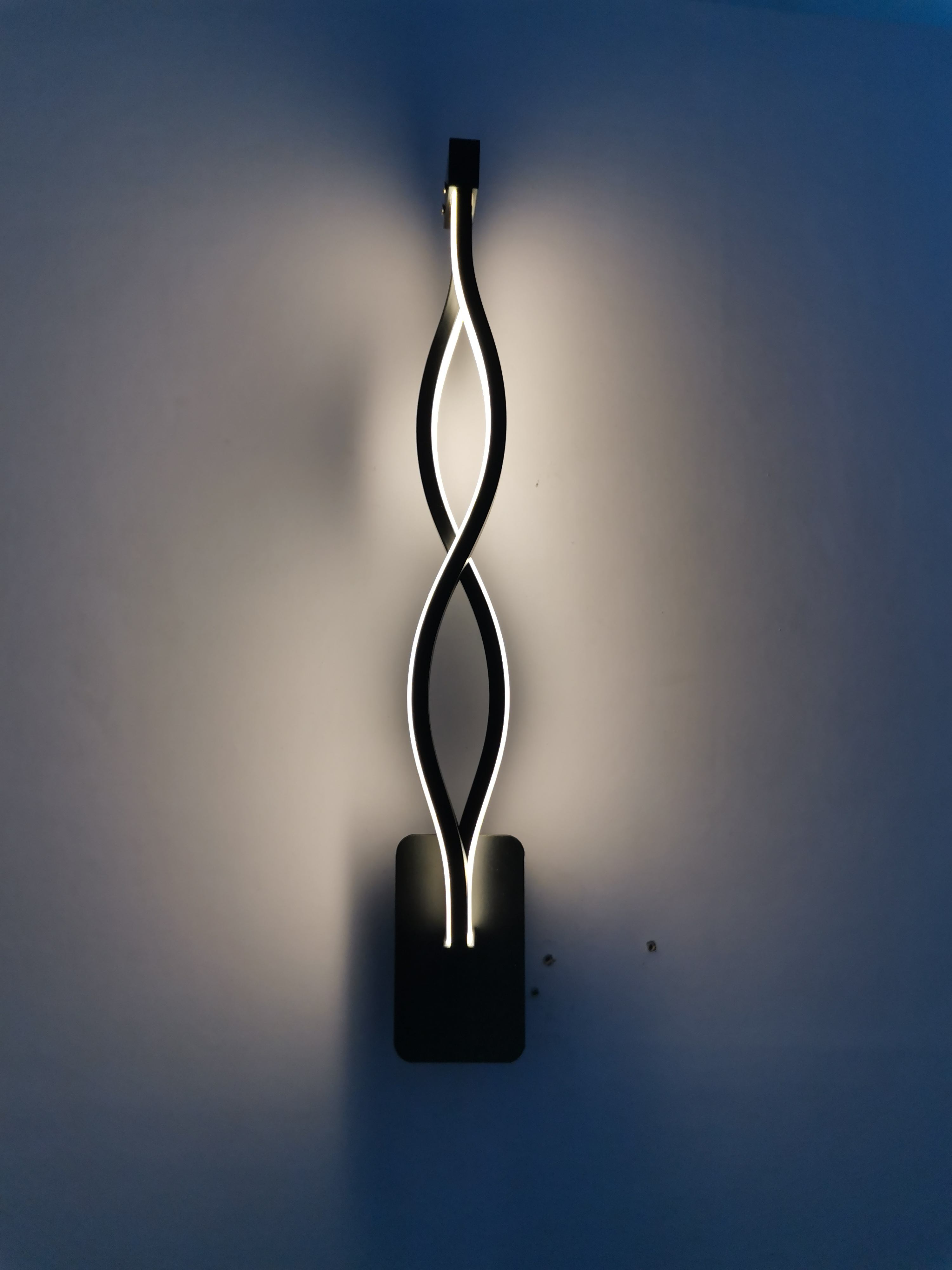 Lámpara de pared de onda larga LED 16W Iluminación de cabecera de aluminio para lámpara de pasillo de escalera de hotel interior