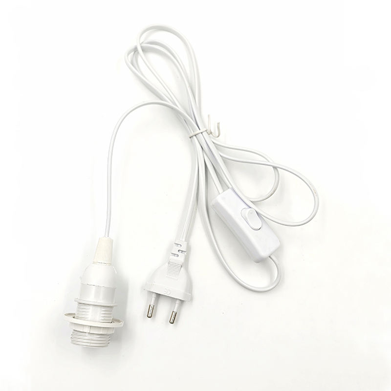 Portalámparas de plástico de porcelana de latón E27 E14 de alta calidad, Base de enchufe, bombilla de terminal LED, portalámparas de techo