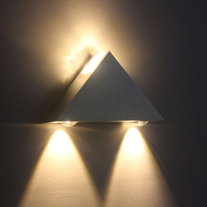 3W9W Triángulo moderno Interior Lámpara de pared para el hogar LED montada en la pared Aluminio para decoración del hogar accesorio de iluminación de pared