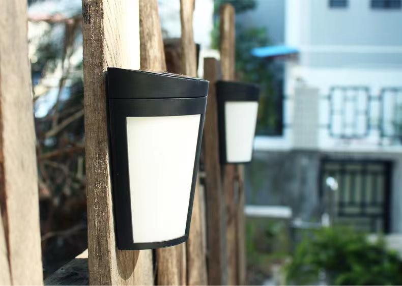 Lámpara de pared activada impermeable para exteriores de fábrica, luz de pared Solar Led, Sensor de movimiento, luces de jardín para patio, iluminación exterior