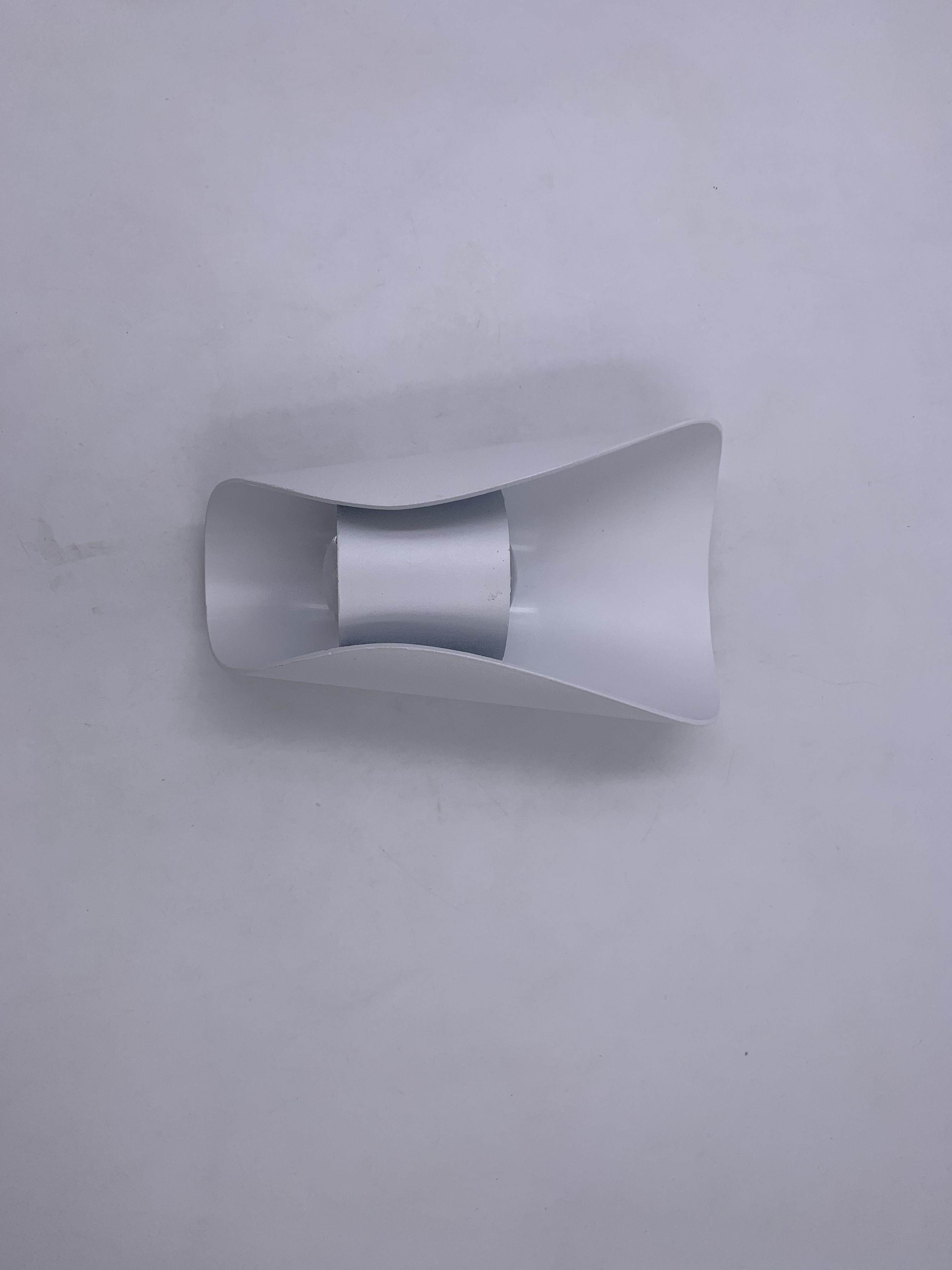Lámpara de pared exterior IP65 12W 85V-265V Lámpara de pared impermeable hacia arriba y hacia abajo Lámpara de pared exterior LED de montaje en superficie