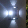Lámpara solar de 4 LED IP65 Lámpara de pared de patio de luz exterior impermeable para jardín y decoración de villa Luz de paso