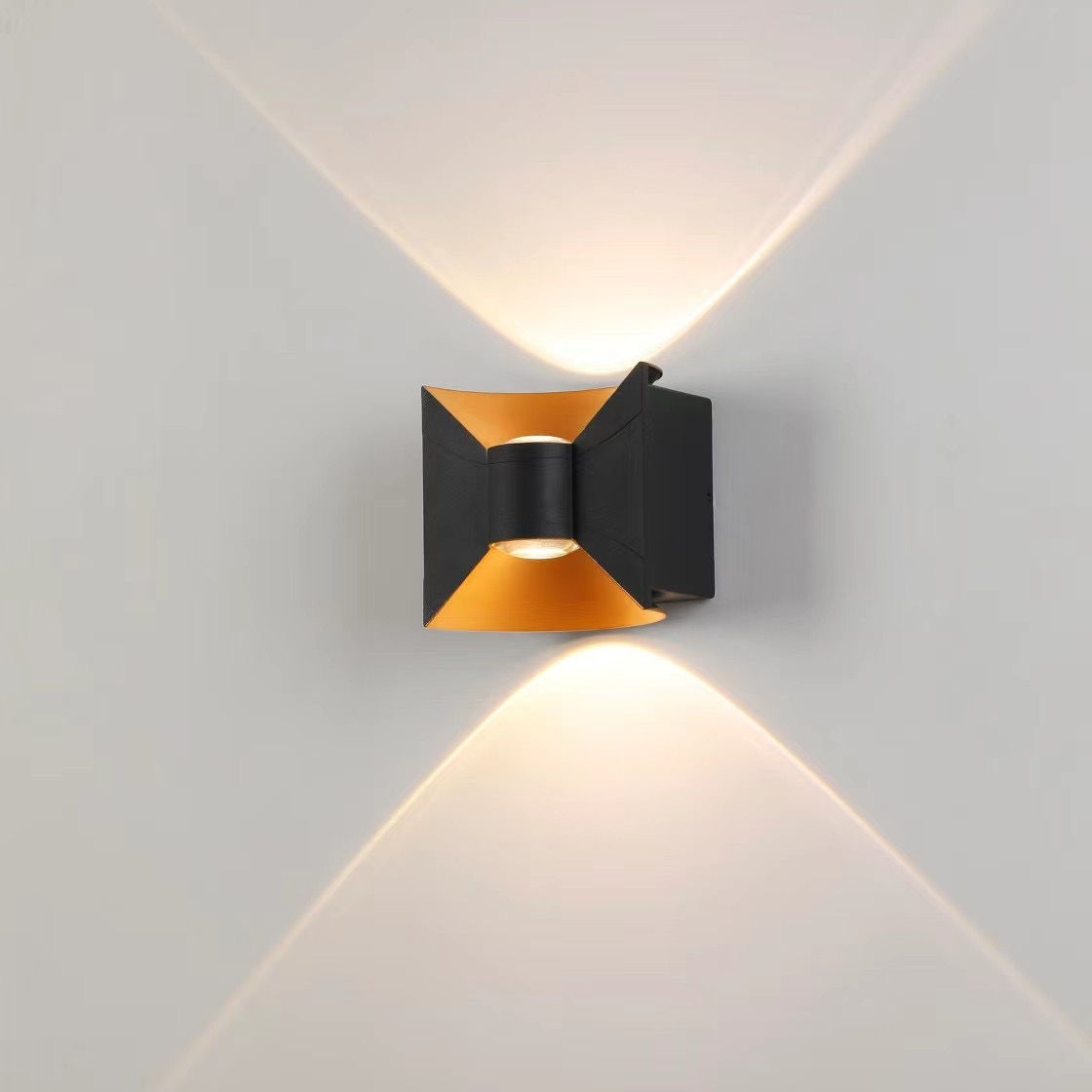 Luces de pared LED decorativas modernas de aluminio para interiores y exteriores impermeables hacia arriba y hacia abajo