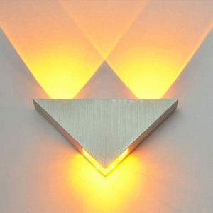 3W 9W Triángulo moderno Interior Lámpara de pared para el hogar LED montada en la pared Aluminio para la decoración del hogar