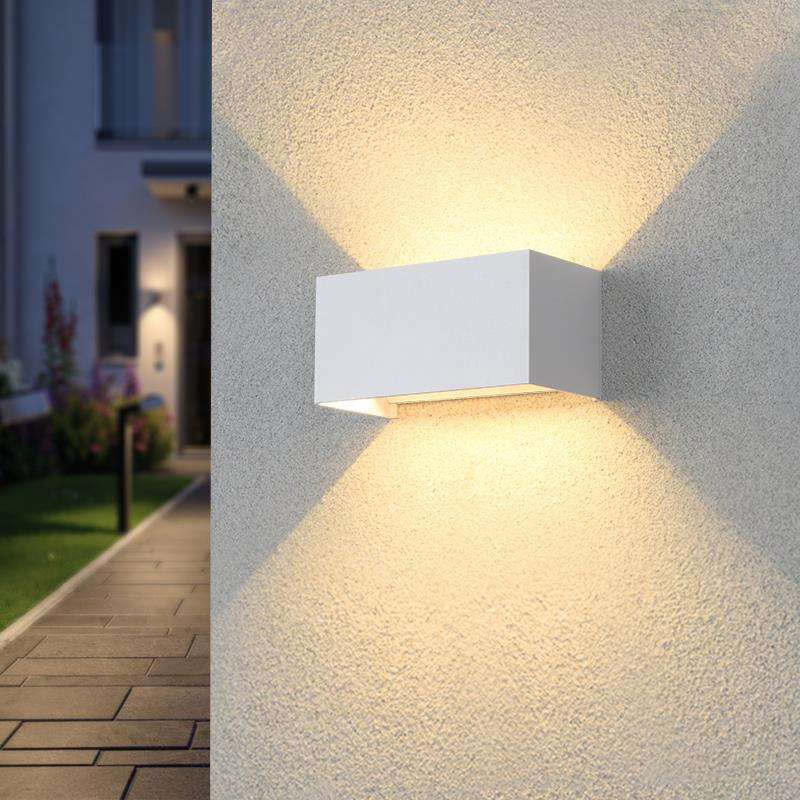 Lámpara de pared exterior impermeable LED Lámpara de pared larga IP65 Luz de aluminio Jardín Villa Porche Sconce Light 110V 220V Sconce Luminaire