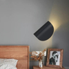 Lámpara de pared giratoria Lámpara de pared led moderna Lámpara de pared minimalista Sala de estar italiana Lámpara de pared de hotel de arte giratorio creativo Lámpara de pared de noche de dormitorio nórdico