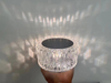Lámpara de cristal rosa con carga USB, regalo de cumpleaños, luces nocturnas elegantes, lámpara de mesa regulable, lámpara de pared inteligente, inducción del cuerpo humano