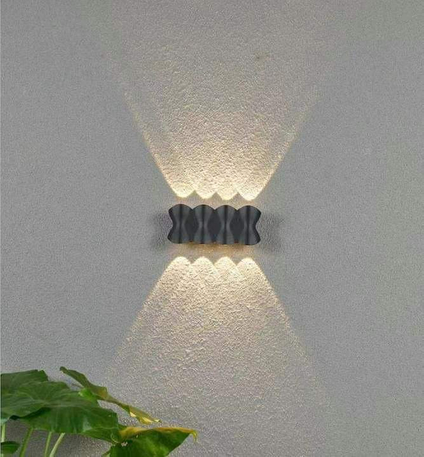 Lámpara de pared LED montada en la pared para interiores al aire libre hacia arriba y hacia abajo de iluminación impermeable IP65