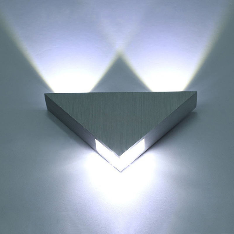 3W9W Triángulo moderno Interior Lámpara de pared LED montada en la pared Aluminio para decoración del hogar accesorio de iluminación de pared