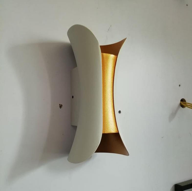 Exterior impermeable IP65 LED tira larga luz de pared moderna lámpara montada en la pared candelabro adecuado para sala de estar Patio porche Patio