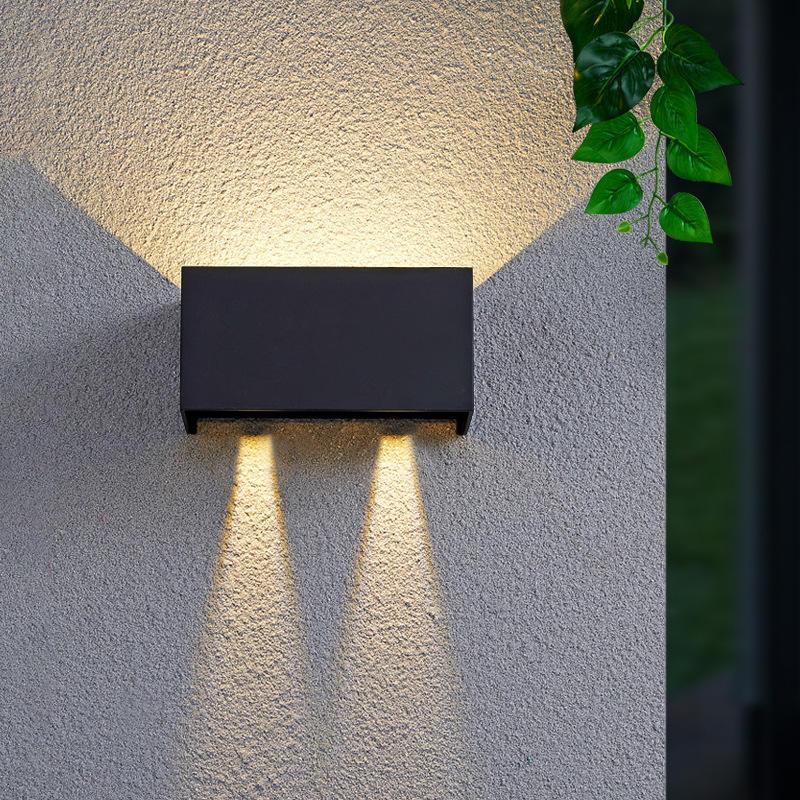 Lámpara de pared exterior impermeable LED Lámpara de pared larga IP65 Luz de aluminio Jardín Villa Porche Sconce Light 110V 220V Sconce Luminaire