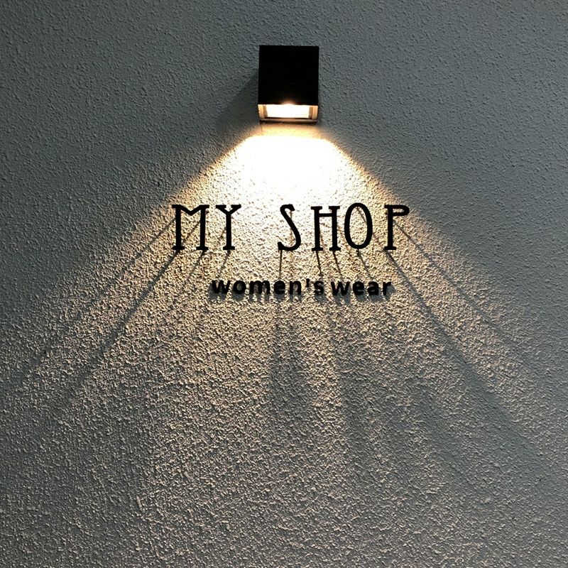Luz solar Lámpara de pared para exteriores Jardín Arriba Abajo Lámpara de aplique de pared de luz solar de aluminio impermeable Luz LED solar para exteriores