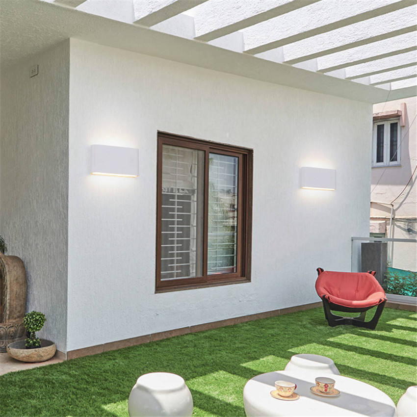  Luces de pared exterior Linterna montada en jardín de aluminio Impermeable para exteriores Lámpara de iluminación de pared Led Black Street Glass