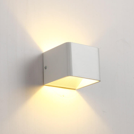 Lámpara de pared cuadrada de 3W RGB con control remoto Lámpara de pared Lámpara de pared blanca Lámpara de pared negra Decoración interior Iluminación Corredor Aplique de pared de aluminio