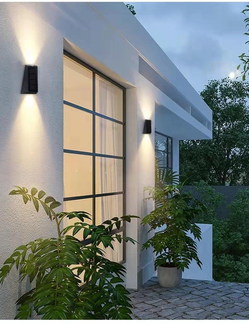 Nueva lámpara de pared solar trapezoidal, luz de pared superior e inferior, lámpara impermeable para exteriores para patio y jardín
