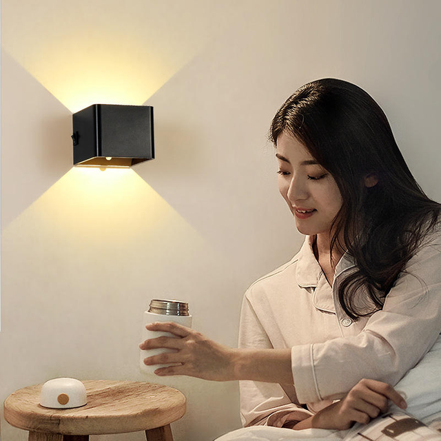 Lámpara de pared con carga LED, cabecera de dormitorio, dormitorio con sensor humano, USB, sin cableado, sin perforación, pasillo, luz nocturna pequeña