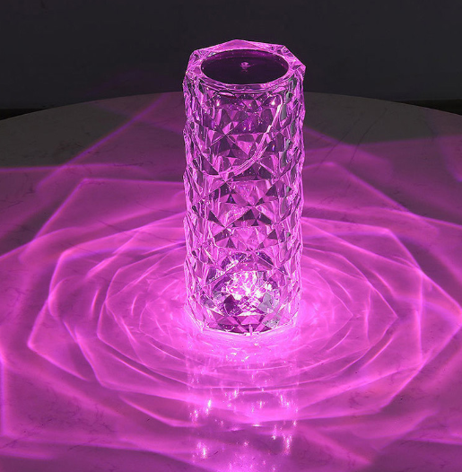 Atmósfera de control remoto Lámpara de cristal rosa Carga USB Sala de estar Dormitorio Lámpara de mesa pequeña Nuevo Regalo de cumpleaños de 360 ​​​​grados Lámpara de mesa LED
