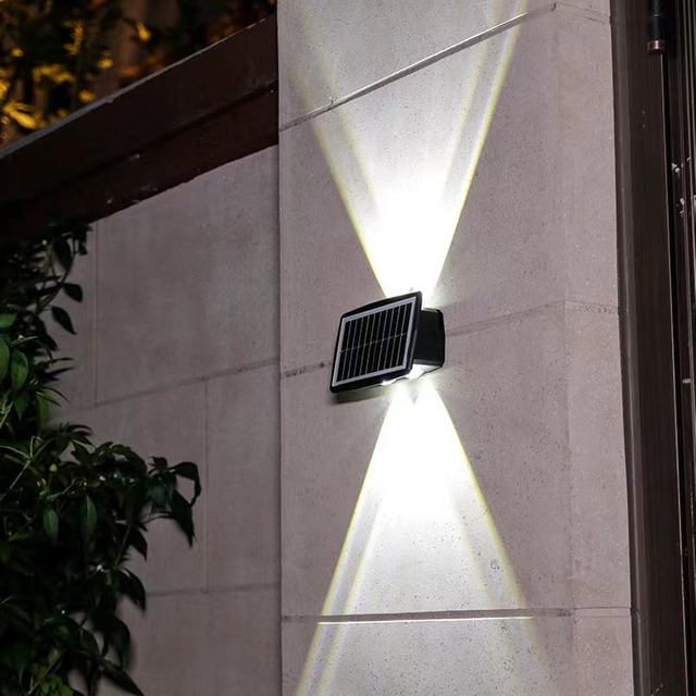 Reflector solar Foco Lámpara LED Aparatos de iluminación solar a prueba de agua Lámparas de inundación Jardín de pared Luces solares al aire libre
