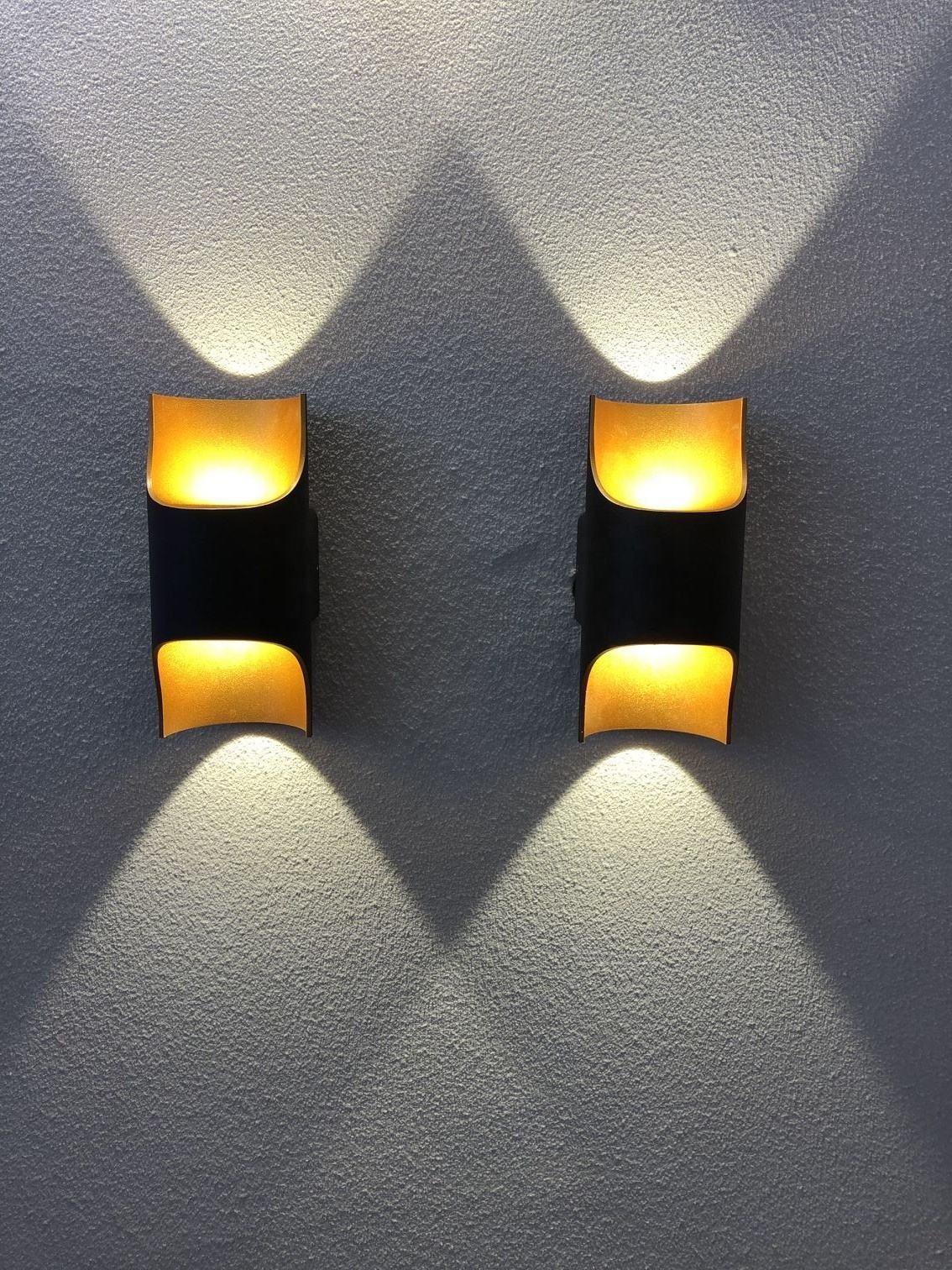 Post-moderno nórdico creativo sala de estar de fondo dormitorio cabecera pasillo lámpara de pared bar doble cabeza lámpara de pared industrial