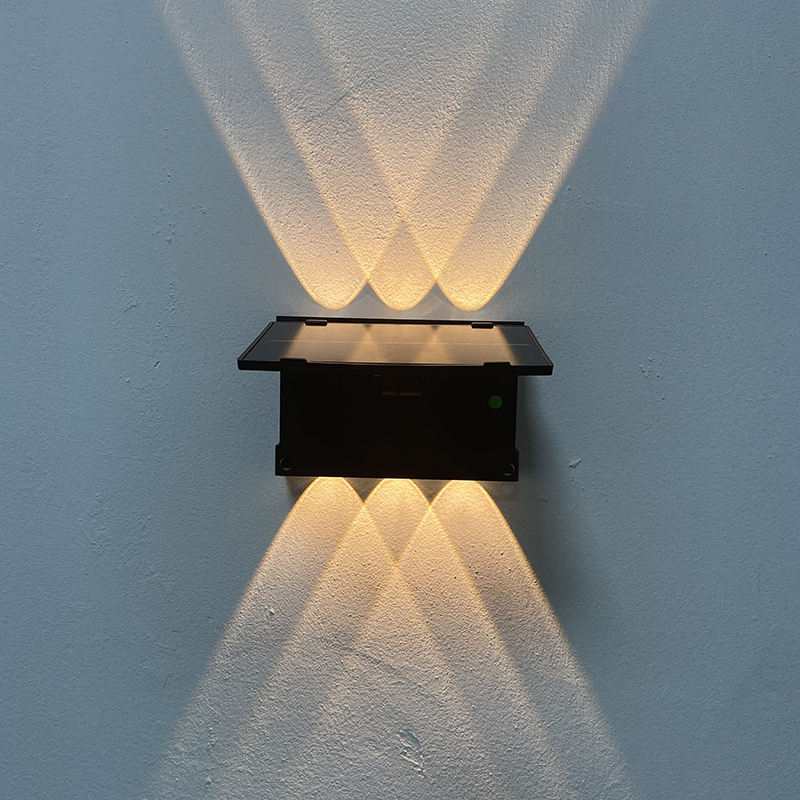 Arriba y abajo IP65 Lámpara solar Carga solar Lámpara de pared solar IP65 Luz de pared exterior impermeable para decoración de jardín
