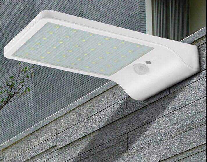 2023 Led cob luz solar IP65 sensor de deportes al aire libre luz de pared impermeable jardín foco de luz de alta calidad y económico