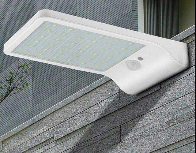 2023 Led cob luz solar IP65 sensor de deportes al aire libre luz de pared impermeable jardín foco de luz de alta calidad y económico