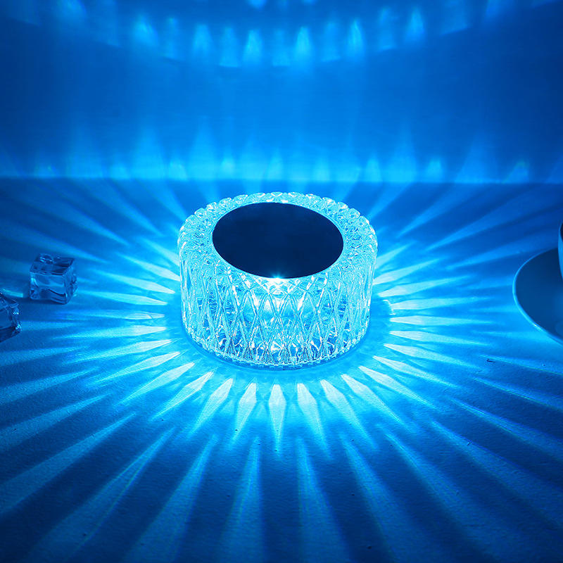 Lámpara de mesa de cristal rosa Dormitorio Carga USB Mesita de noche Luz de noche romántica Control táctil Lámpara de mesa Pétalo Atmósfera Vajilla Interior Multicolor