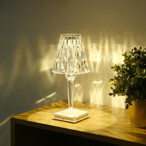Lámpara de mesa de cristal acrílico moderna Lámpara LED rosa Restaurante Bar Ambiente Luz Iluminación interior 