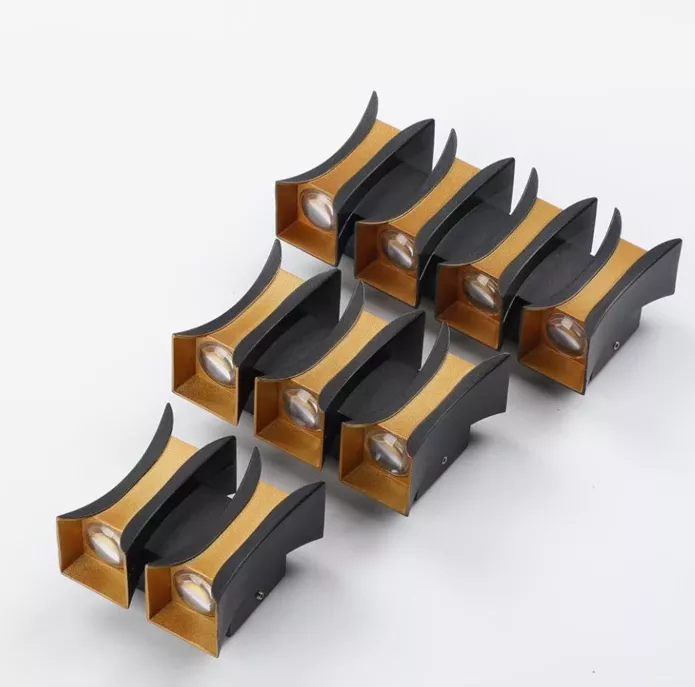 Nueva lámpara de pared LED impermeable para exteriores, balcón interior, porche de aluminio, candelabro de jardín, lámpara de pared para Villa, luminaria