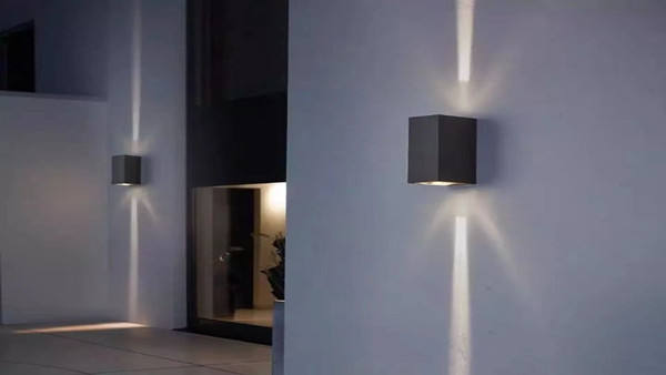 Impermeable al aire libre Ip65 Square Black White 20w Modern Led Lámparas de pared para jardín