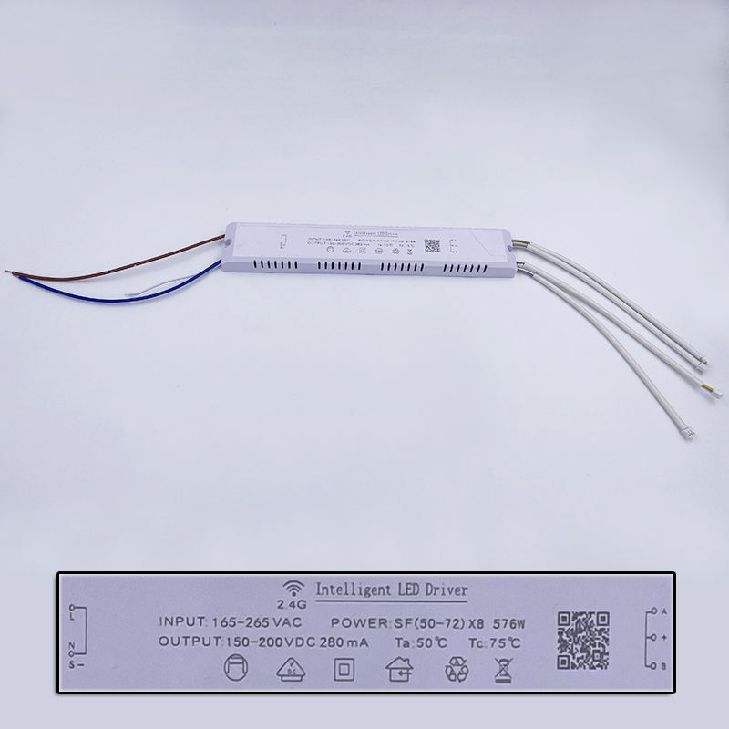 Controlador LED 2.4g Controlador de temperatura de tres colores Controlador inteligente 48-576W Transformadores de iluminación LED Controlador 2.4G seguro de alta calidad Fuente de alimentación Controlador adaptador LED