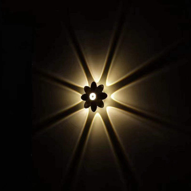 Luz de pared LED Montaje en pared Dormitorio moderno Lujo Vintage Exterior Lámpara de pared LED para exteriores Lámpara Dinding Up And Down Garden Light