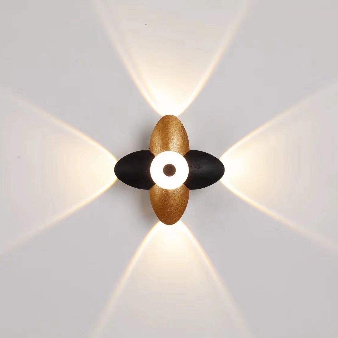 Luz de pared LED Montaje en pared Dormitorio moderno Lujo Vintage Exterior Lámpara de pared LED para exteriores Lámpara Dinding Up And Down Garden Light