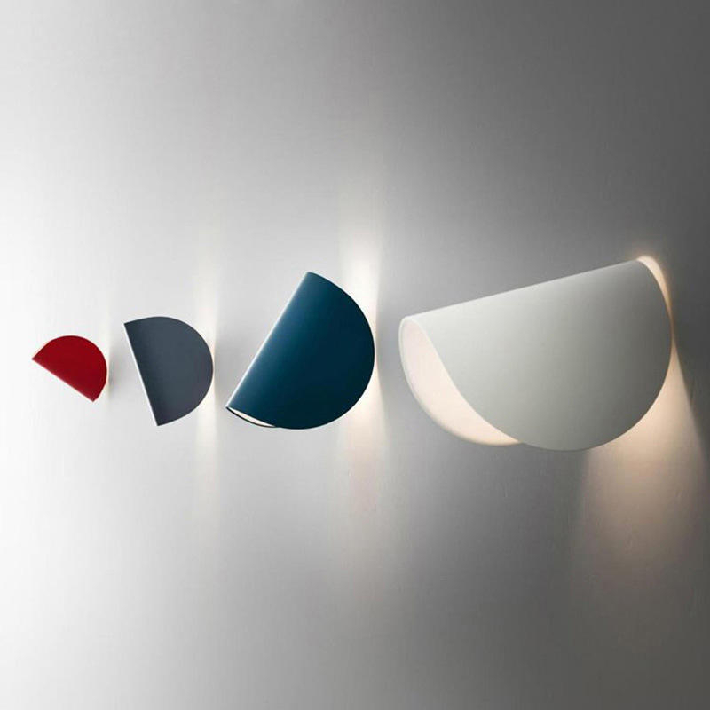 Lámpara de pared giratoria Lámpara de pared led moderna Lámpara de pared minimalista Sala de estar italiana Lámpara de pared de hotel de arte giratorio creativo Lámpara de pared de noche de dormitorio nórdico