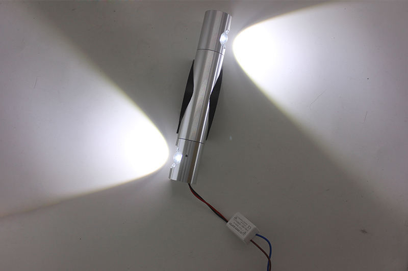 Esquina cuadrada 2w pie lámpara empotrada Sensor de movimiento Led paso escalera luces escalera lateral luz blanca Luxholic moderno interior hogar
