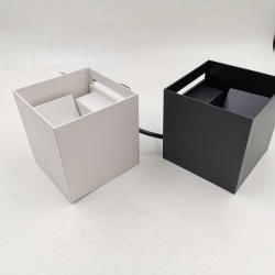 Estilo industrial AC85-265V Impermeable IP65 Haz ajustable Aluminio Exterior LED Cubo Luz de pared impermeable