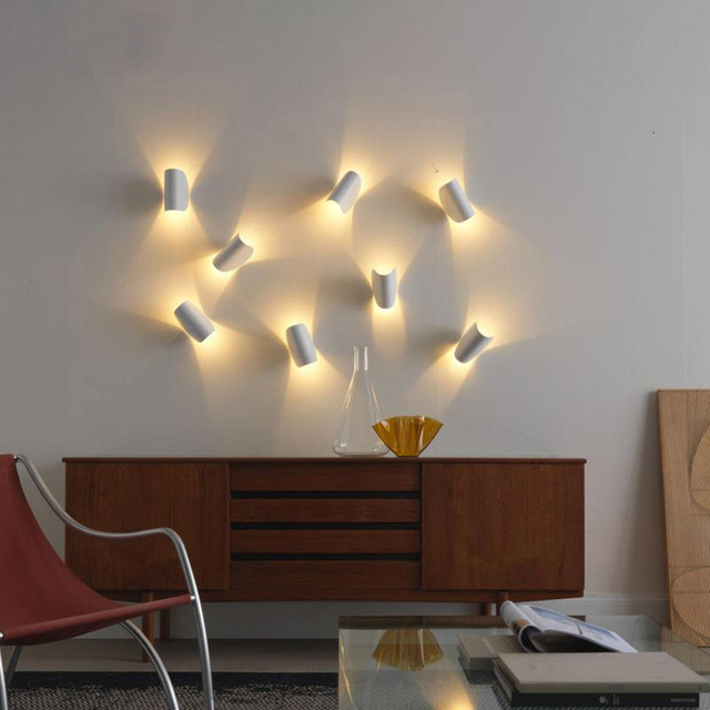 Portalámparas G4, lámpara de pared minimalista italiana, lámpara de pared para dormitorio, sala de estar, arte giratorio creativo, lámpara de pared de Hotel Nórdica