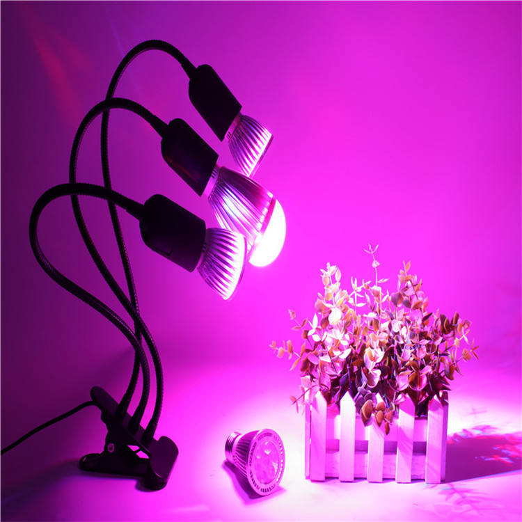 Bombilla de lámpara de clip LED transfronteriza Cabeza única Cabeza doble Soporte de lámpara de clip de tres cabezas E27 Soporte de lámpara universal con clip