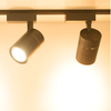 Foco de luz de pista de pantalla alta, tienda de ropa LED, Fondo de sala de estar montado en el techo, arandela de pared para guardarropa, luz de pista