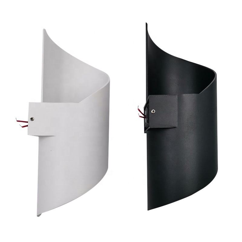 12W Forma de curva Fácil instalación Luz montada en la pared Ktv Villa Decoración Patio Balcón Piazza Gate Escalera Lámparas de pared
