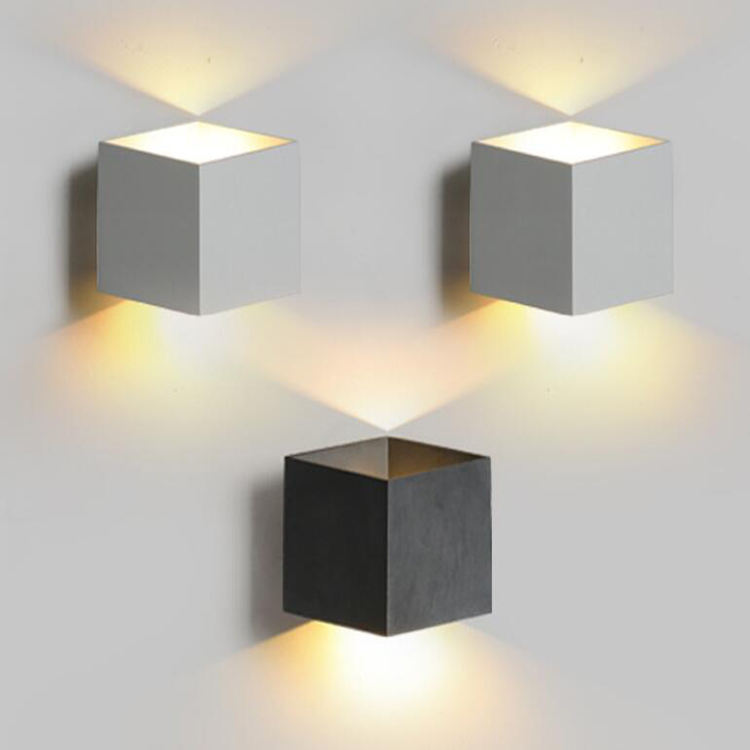 2023 nueva COB Led Wandlamp 6W 12W impermeable al aire libre arriba y abajo iluminación de jardín con precio de fábrica