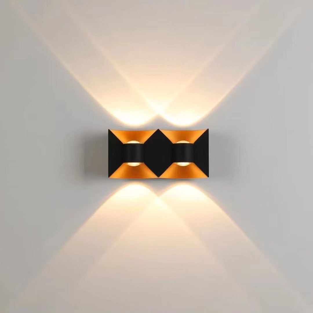 Luz de pared LED IP65, aluminio RGB, valla de jardín impermeable para exteriores, lámpara de pared de moda para interiores para dormitorio, mesita de noche, sala de estar, escaleras