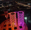Lámpara de mesa con control remoto por infrarrojos Lámpara de escritorio de cristal interior de 16 colores Lámpara de mesa de acrílico transparente Control remoto RGB Dormitorio de cristal rosa creativo Luz de noche táctil