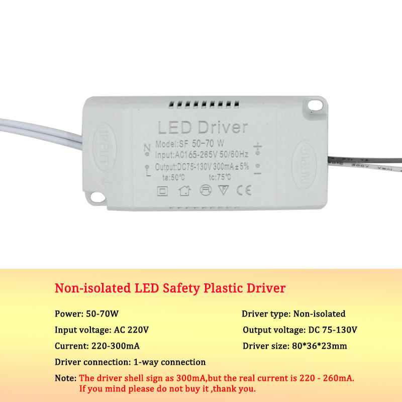 El adaptador de corriente del controlador LED de 8-120w para transformador no aislado AC220V El controlador LED tiene alta potencia y buena calidad.