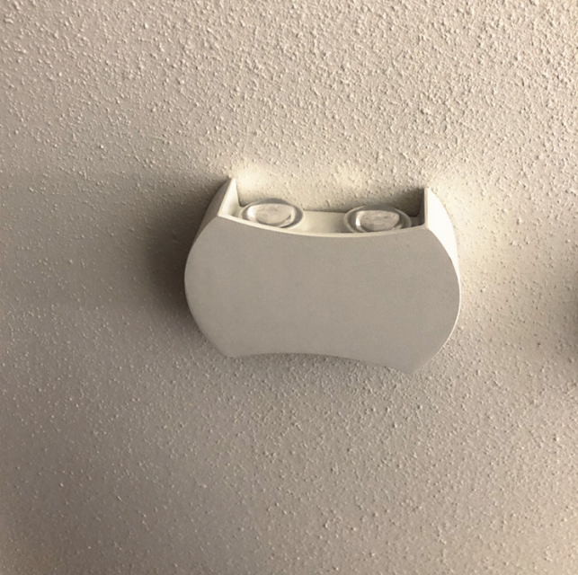 Lámpara LED de pared de arco de luz hacia arriba y hacia abajo de doble cabeza para exteriores, lámpara de pared impermeable para pasillo, escalera, balcón, exterior