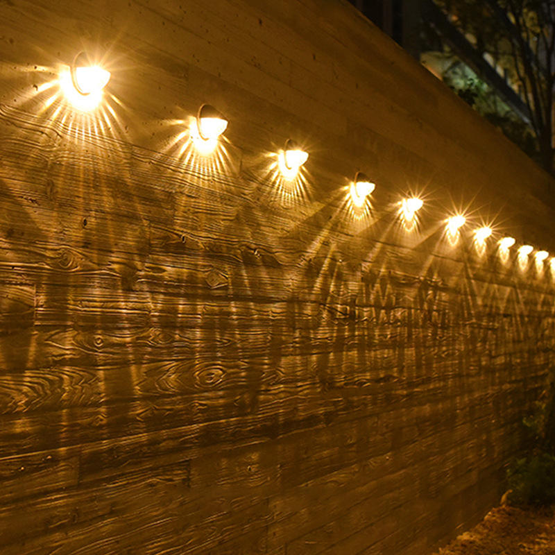 Luces solares LED Sensor de control de luz exterior Decoración de jardín Valla solar Lámpara de pared Semicírculo Energía Lámparas de calle impermeables