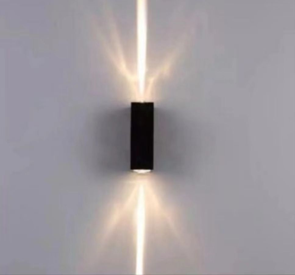 Led exterior impermeable moderno minimalista creativo un haz de luz en el centro de atención abajo astigmatismo lámpara de pared jardín